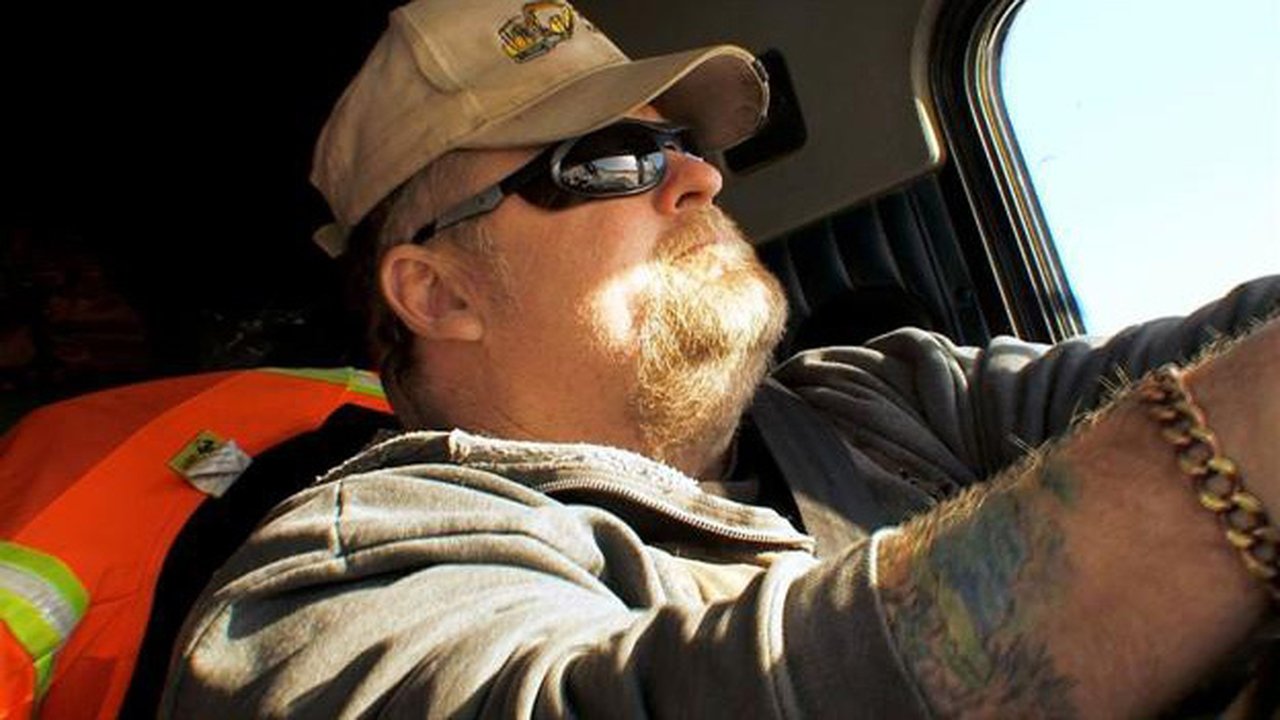 Ice Road Truckers - Season 4 Episode 16 : New King of the Dalton