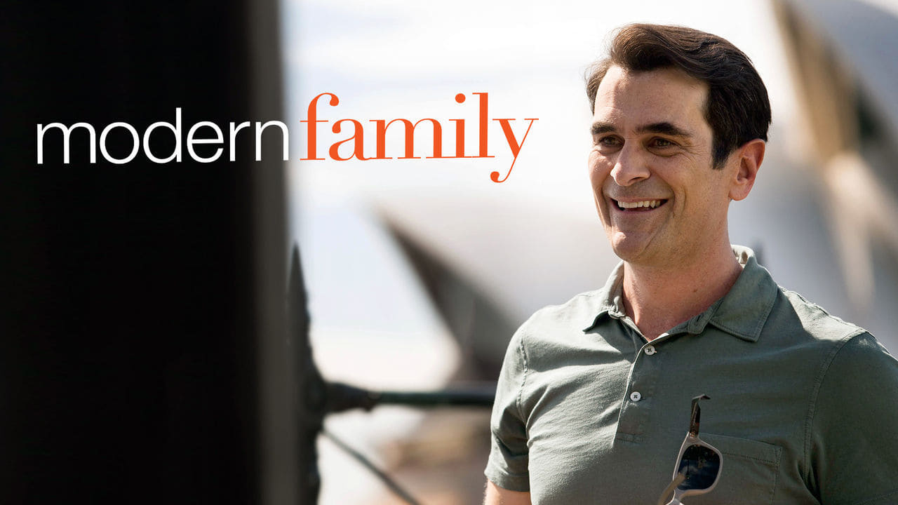 Modern Family - Season 9