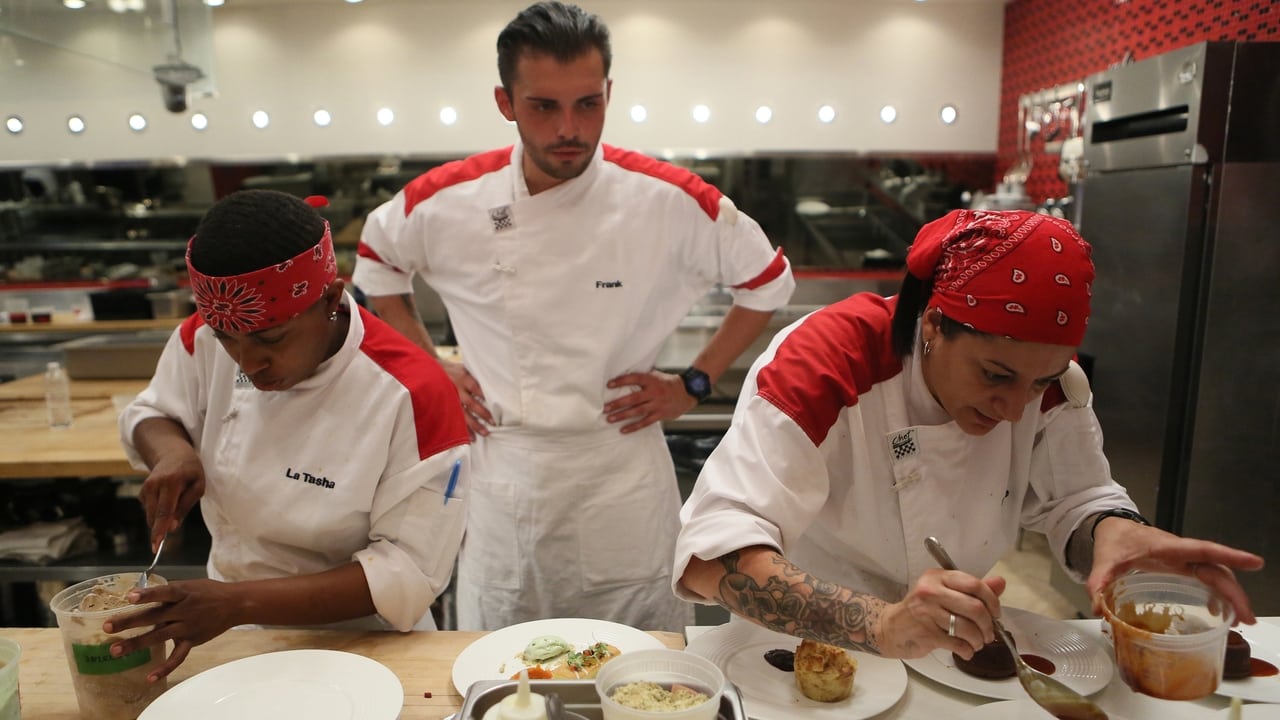 Hell's Kitchen - Season 13 Episode 9 : 11 Chefs Again