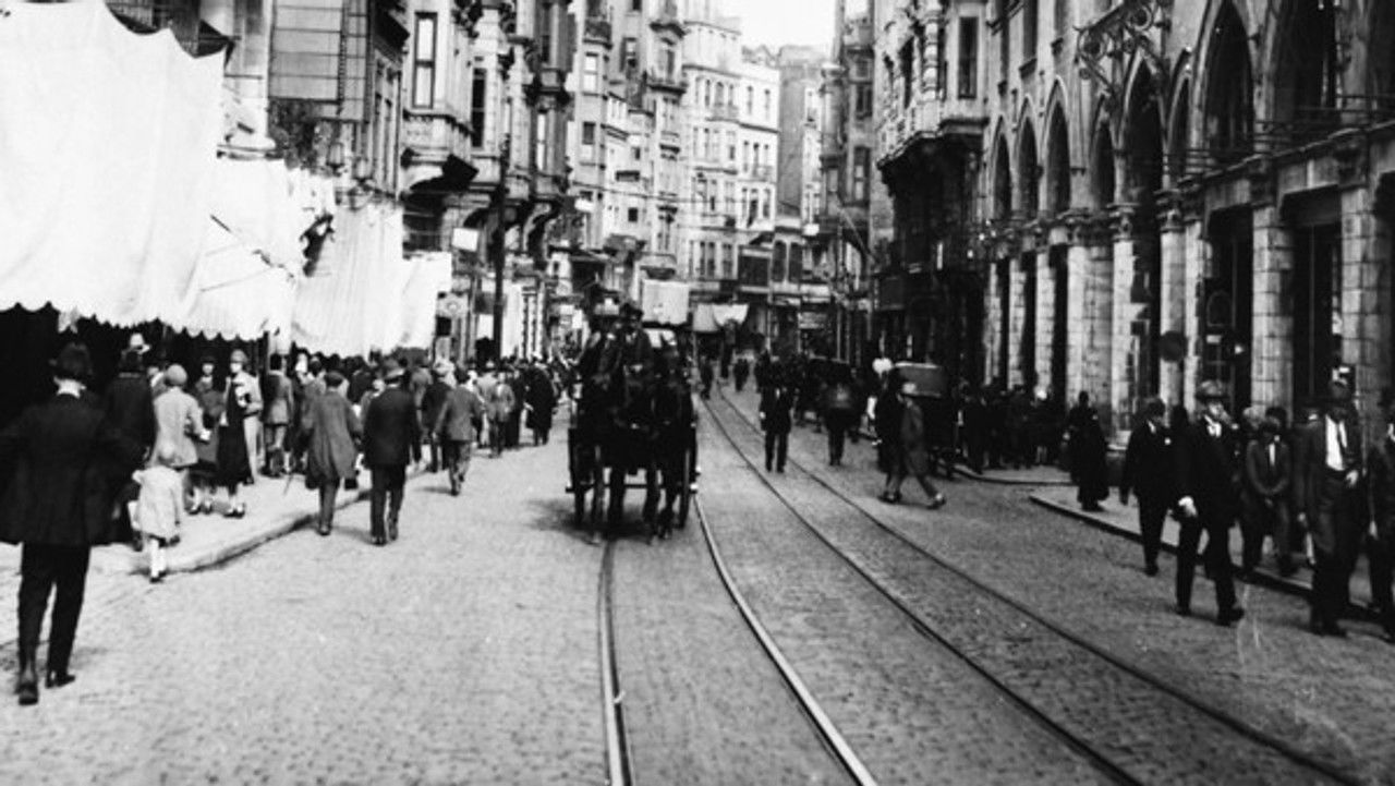 Taksim'den Tünel'e — Épisode 2