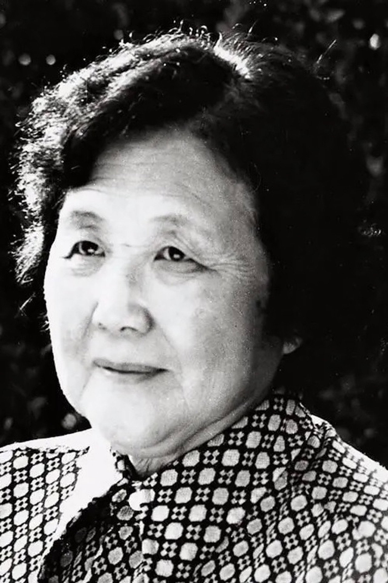 李婷