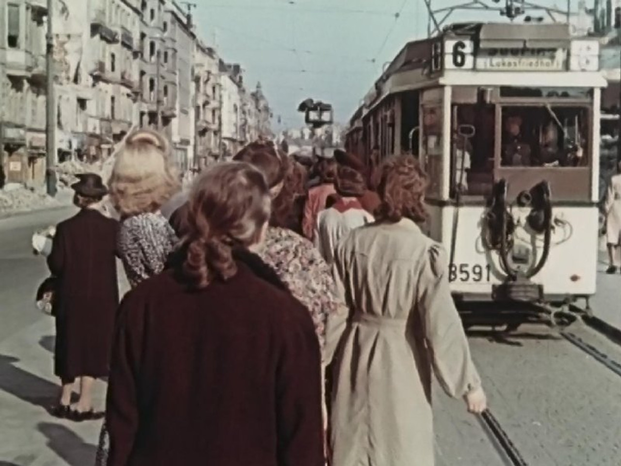 Chroniques d'un dictateur — Épisode 13 - L'homme vaincu (1945)