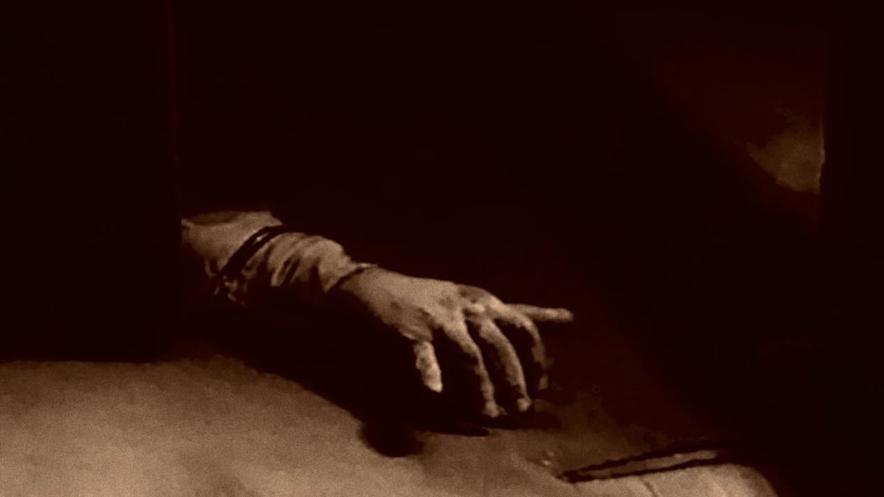 Scen från The Crawling Hand
