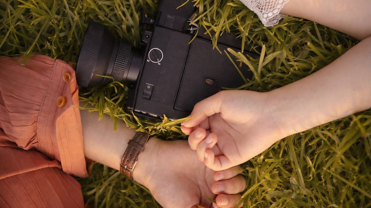 A SHOT | لقطة