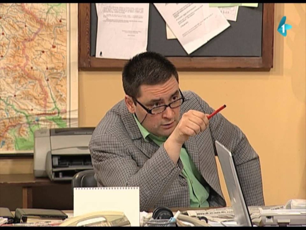 Government Job - Season 1 Episode 119 : Zubobolja