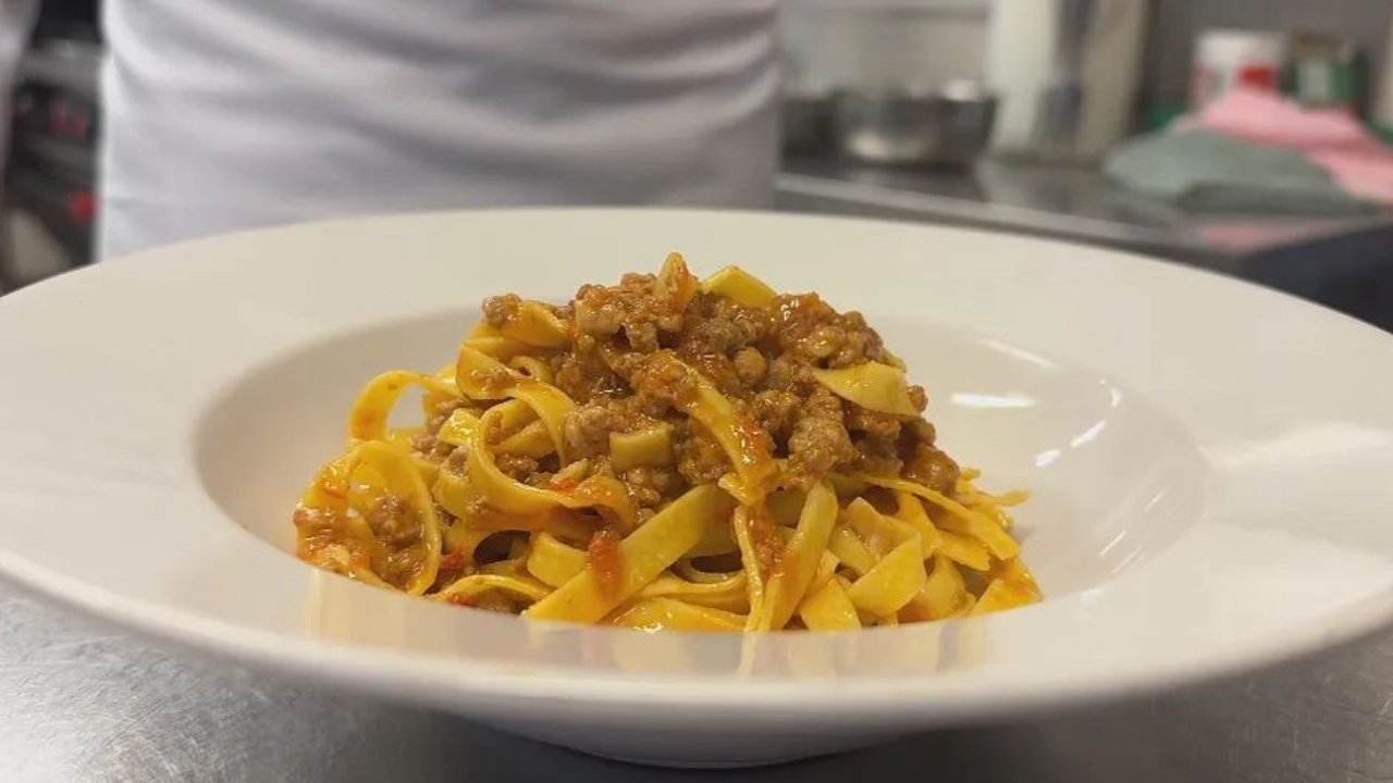 Voyage en cuisine - Season 1 Episode 57 : Episode 57