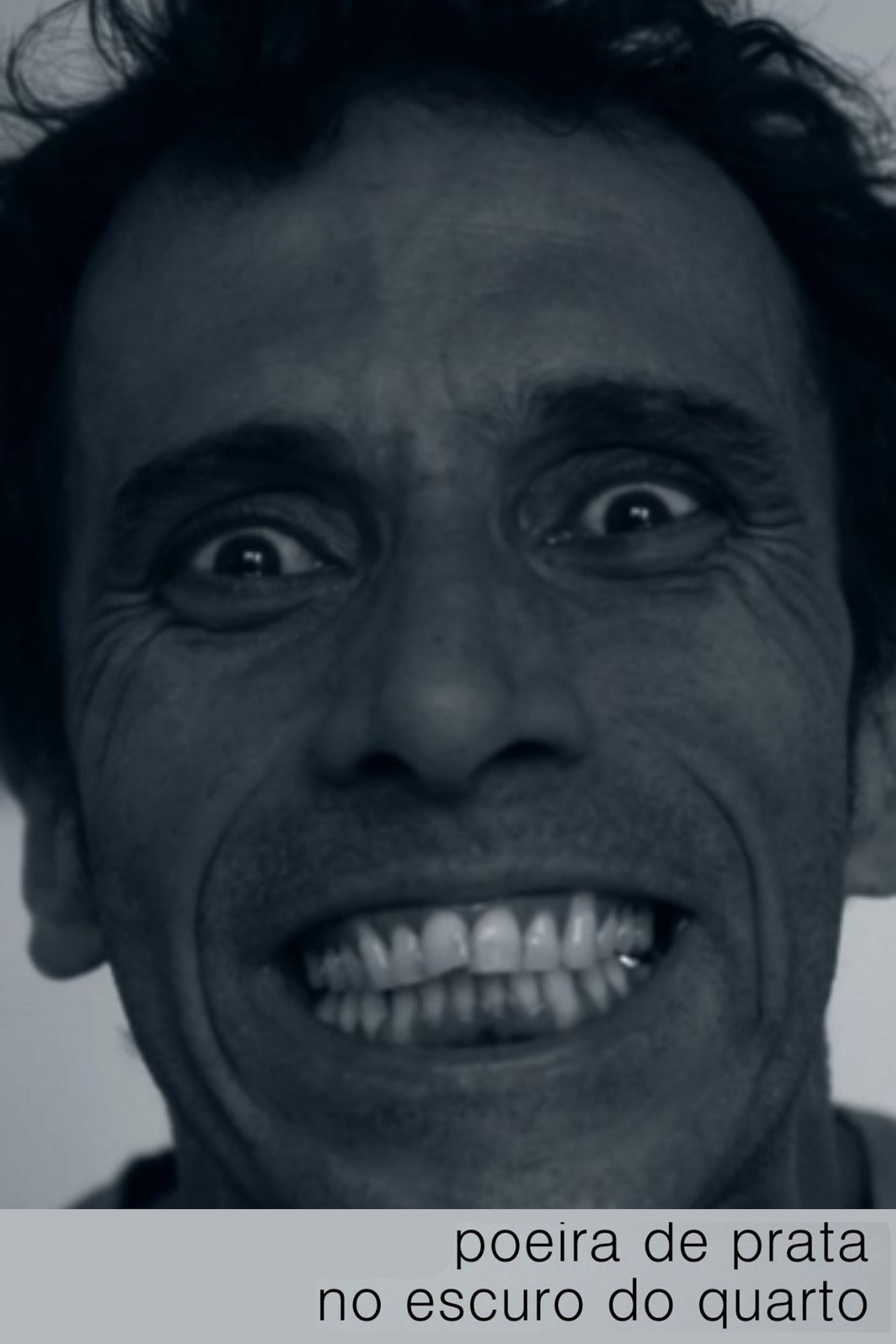 Poeira de Prata no Escuro do Quarto filmaffisch