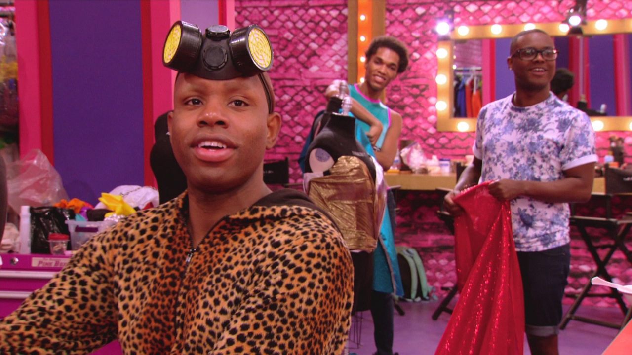 RuPaul's Drag Race - Season 10 Episode 4 : The Last Ball on Earth