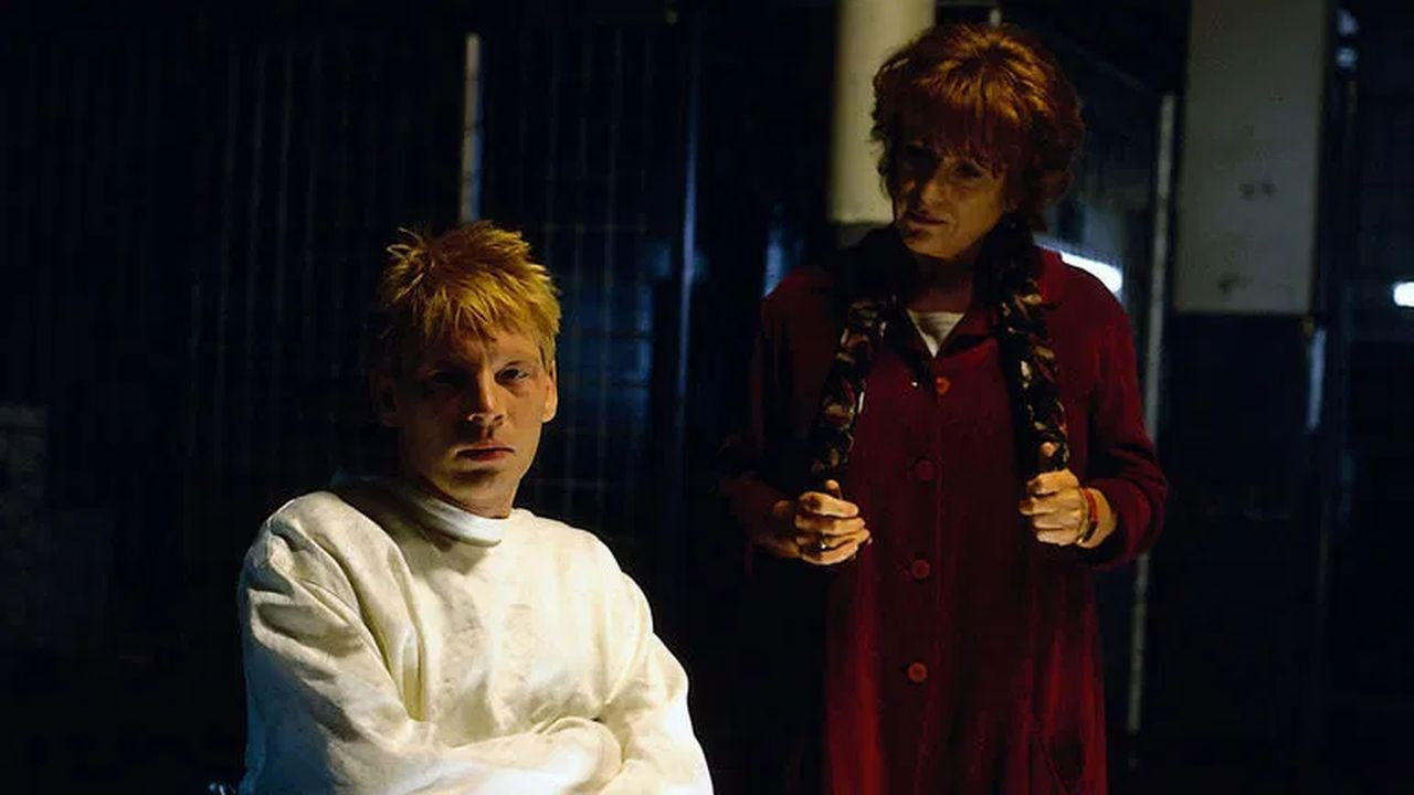 Bella Block backdrop