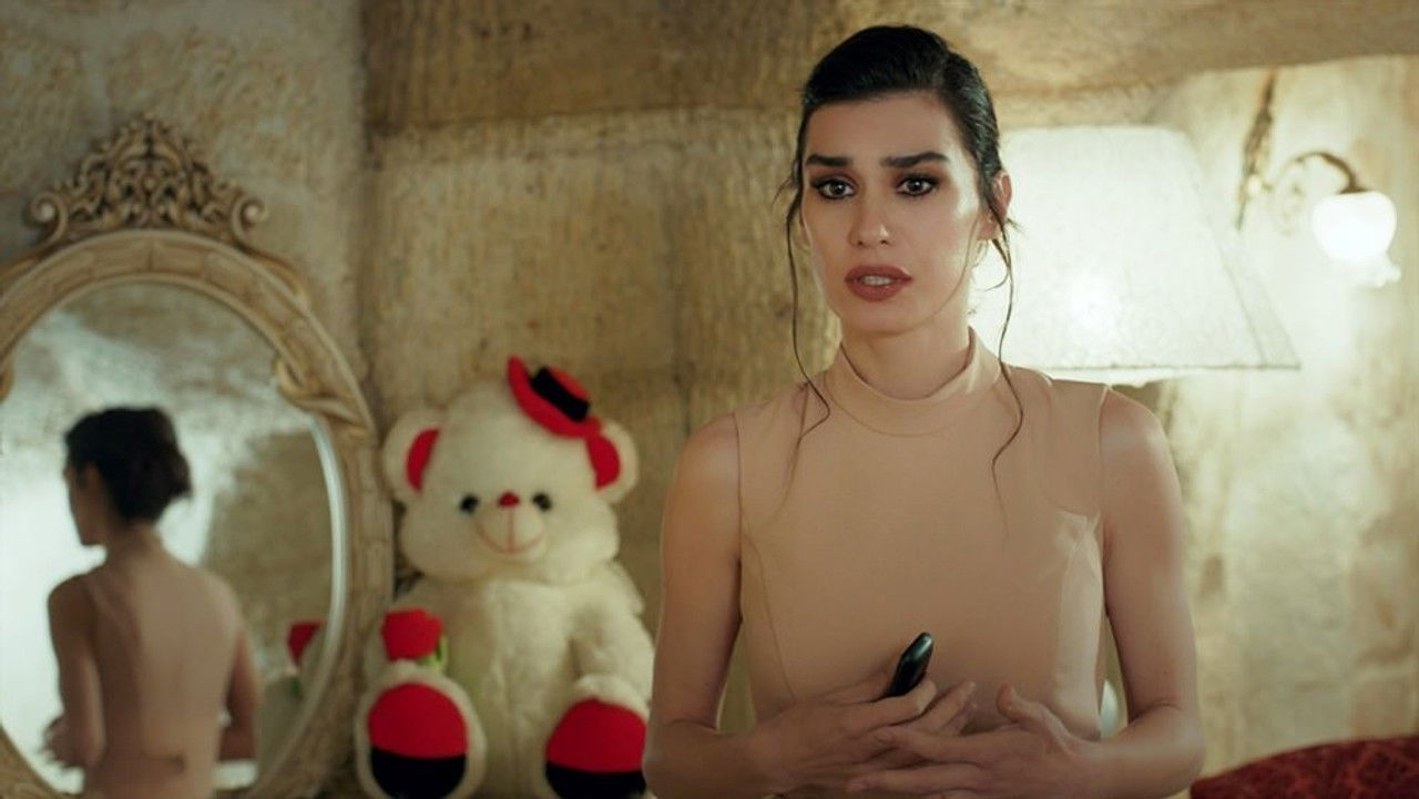 Aşk Ve Mavi — Épisode 26