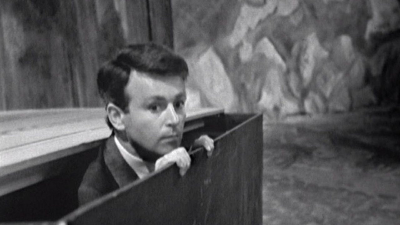 Doctor Who - Season 2 Episode 1 : Planet of Giants