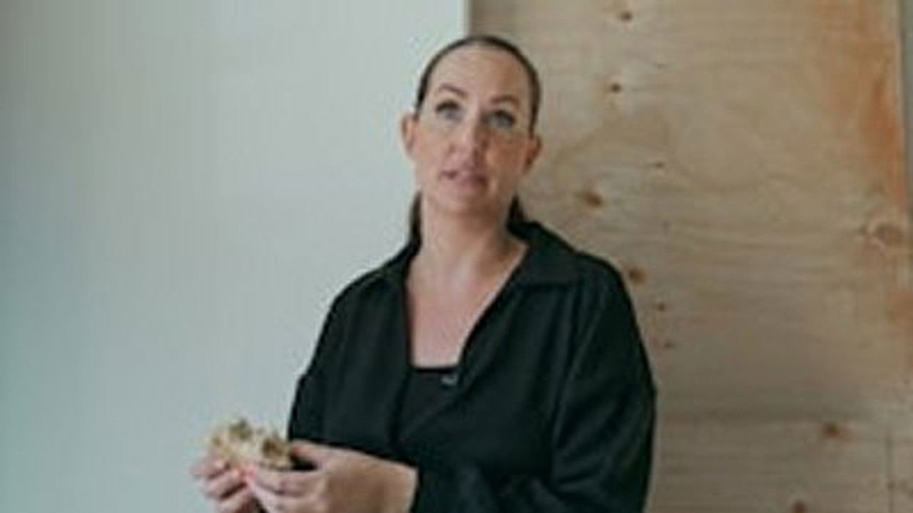 Langt fra Bryggen — Épisode 6