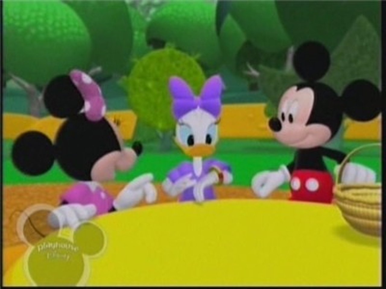 Mickey Mouse Clubhouse - Season 2 Episode 20 : Secret Spy Daisy