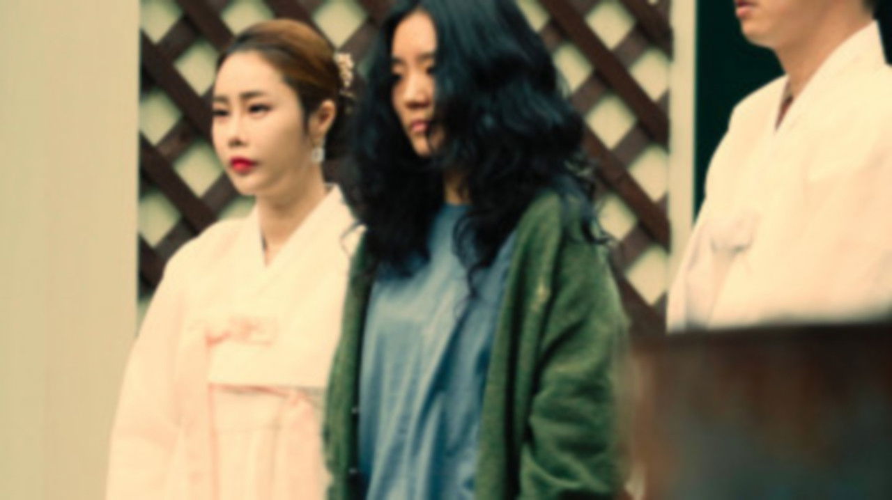 씬: 괴이한 이야기 — Épisode 4