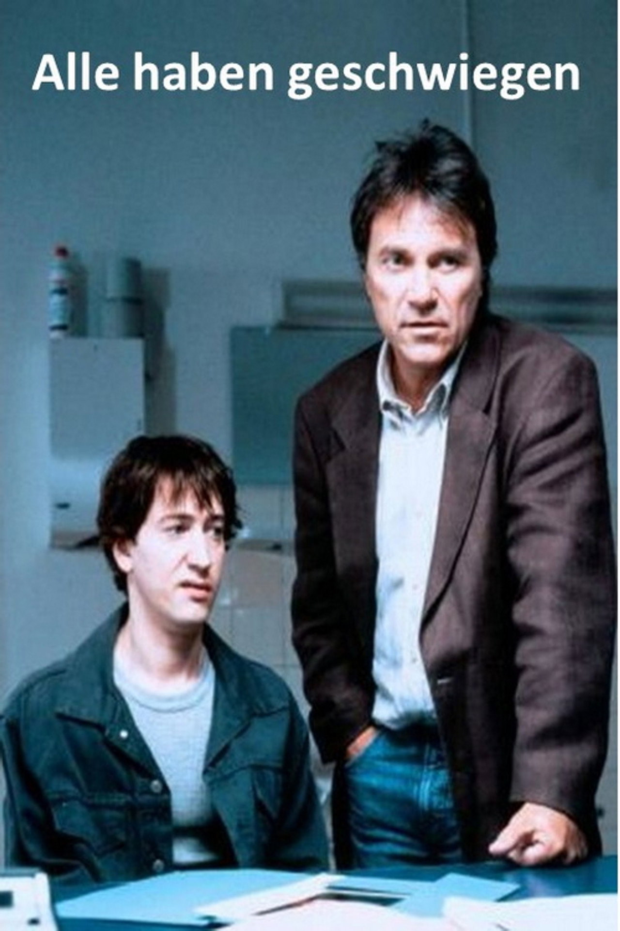 Alle haben geschwiegen Backdrop