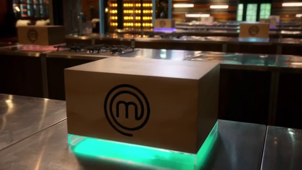 MasterChef Australia - Season 14 Episode 51 : Rainbow Mystery Box