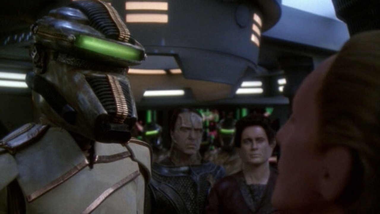 Star Trek: Deep Space Nine - Season 7 Episode 19 : Strange Bedfellows