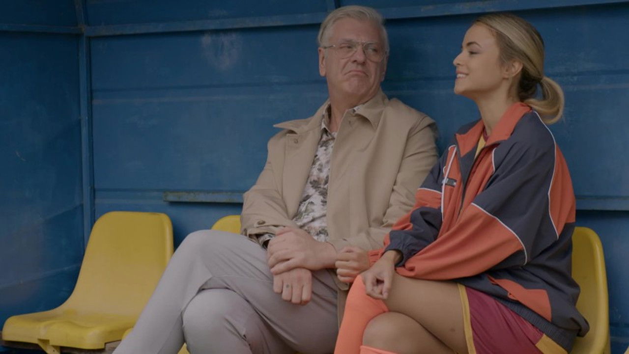 Σε Ξένα Χέρια — Épisode 35