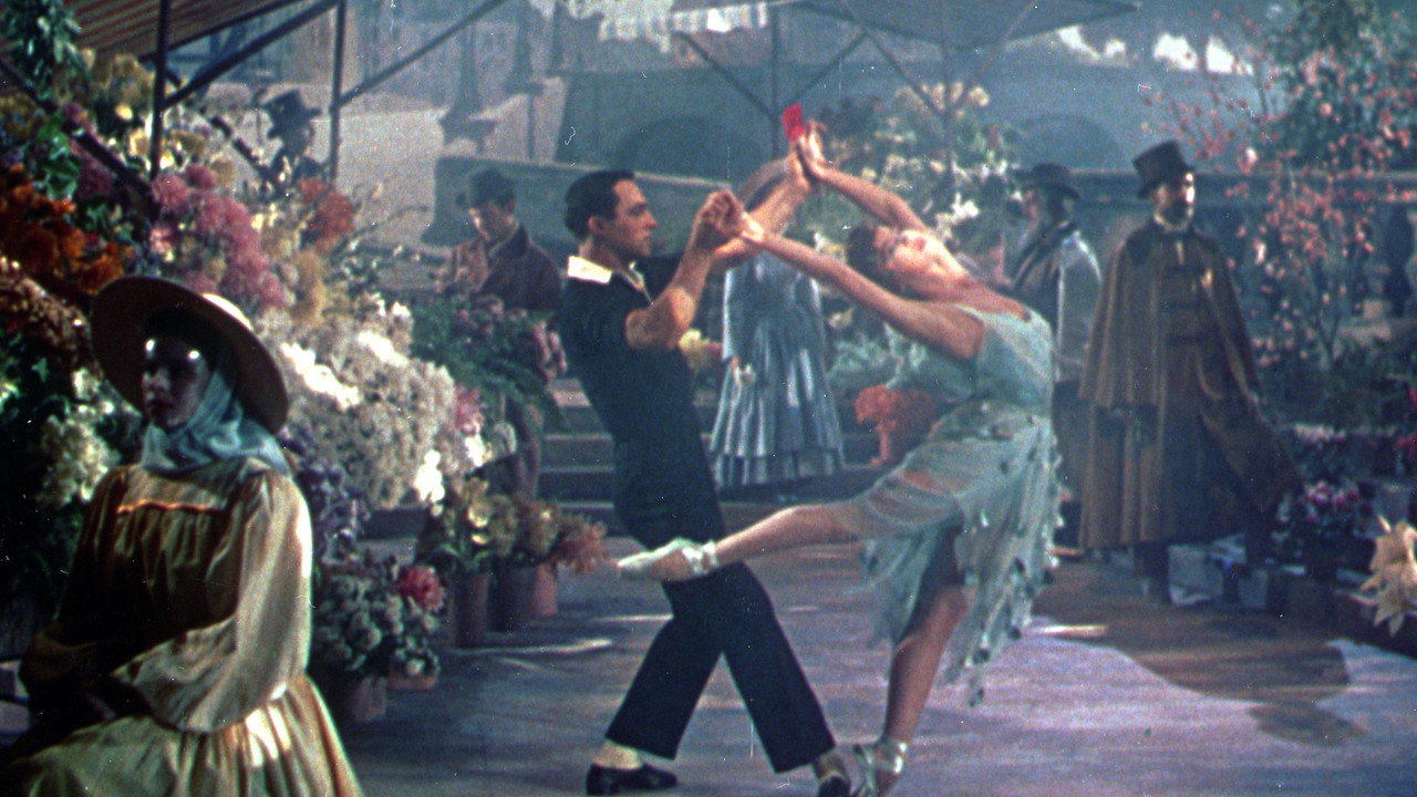 An American in Paris background 23