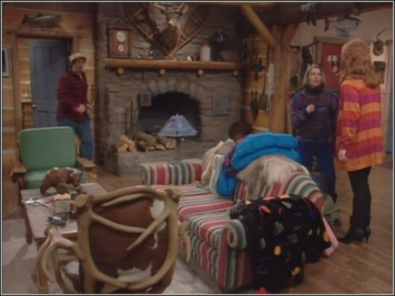 Married... with Children - Season 7 Episode 14 : It Doesn't Get Any Better Than This
