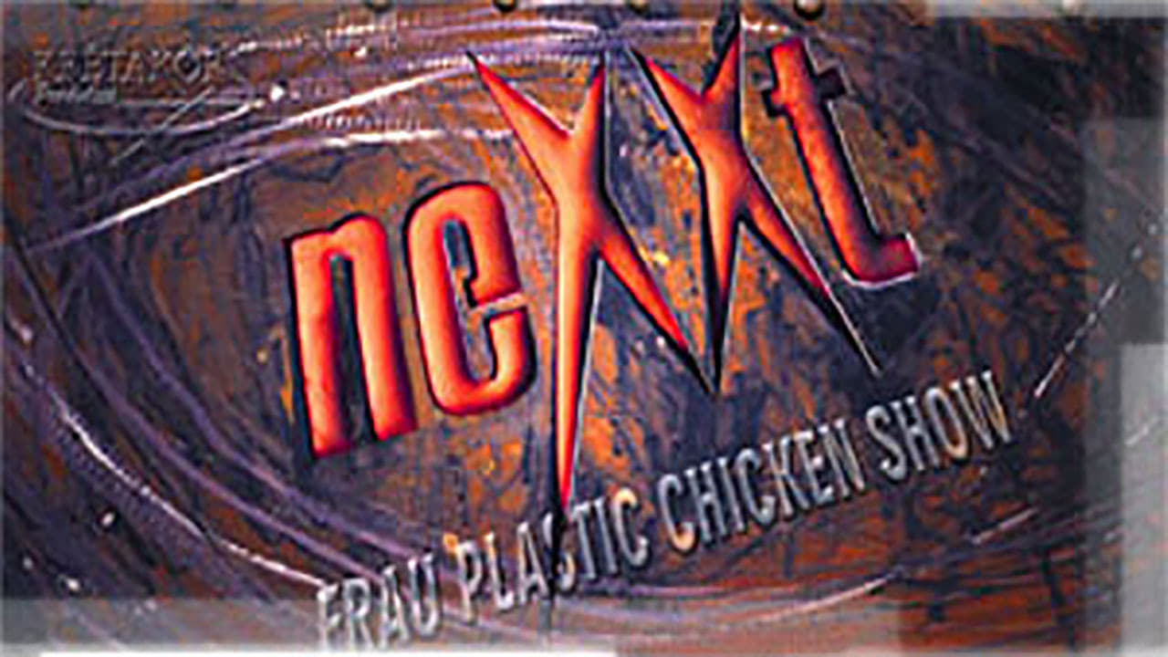 Scen från Nexxt - Frau Plastic Chicken Show
