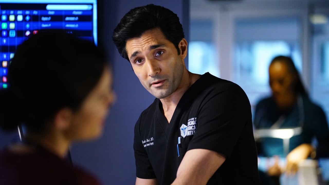 Chicago Med - Season 5 Episode 13 : Pain Is for the Living