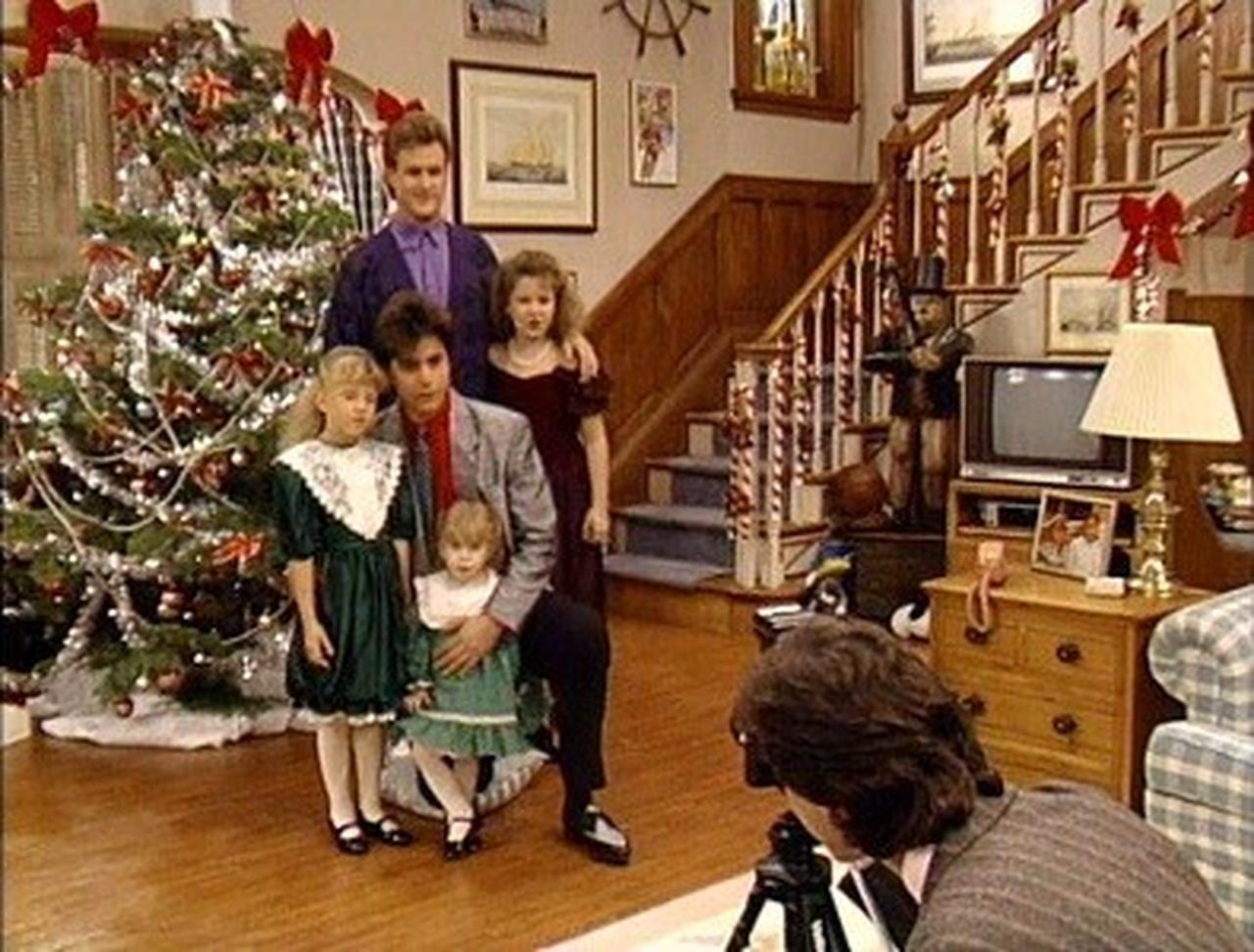 Full House - Season 2 Episode 9 : Our Very First Christmas Show