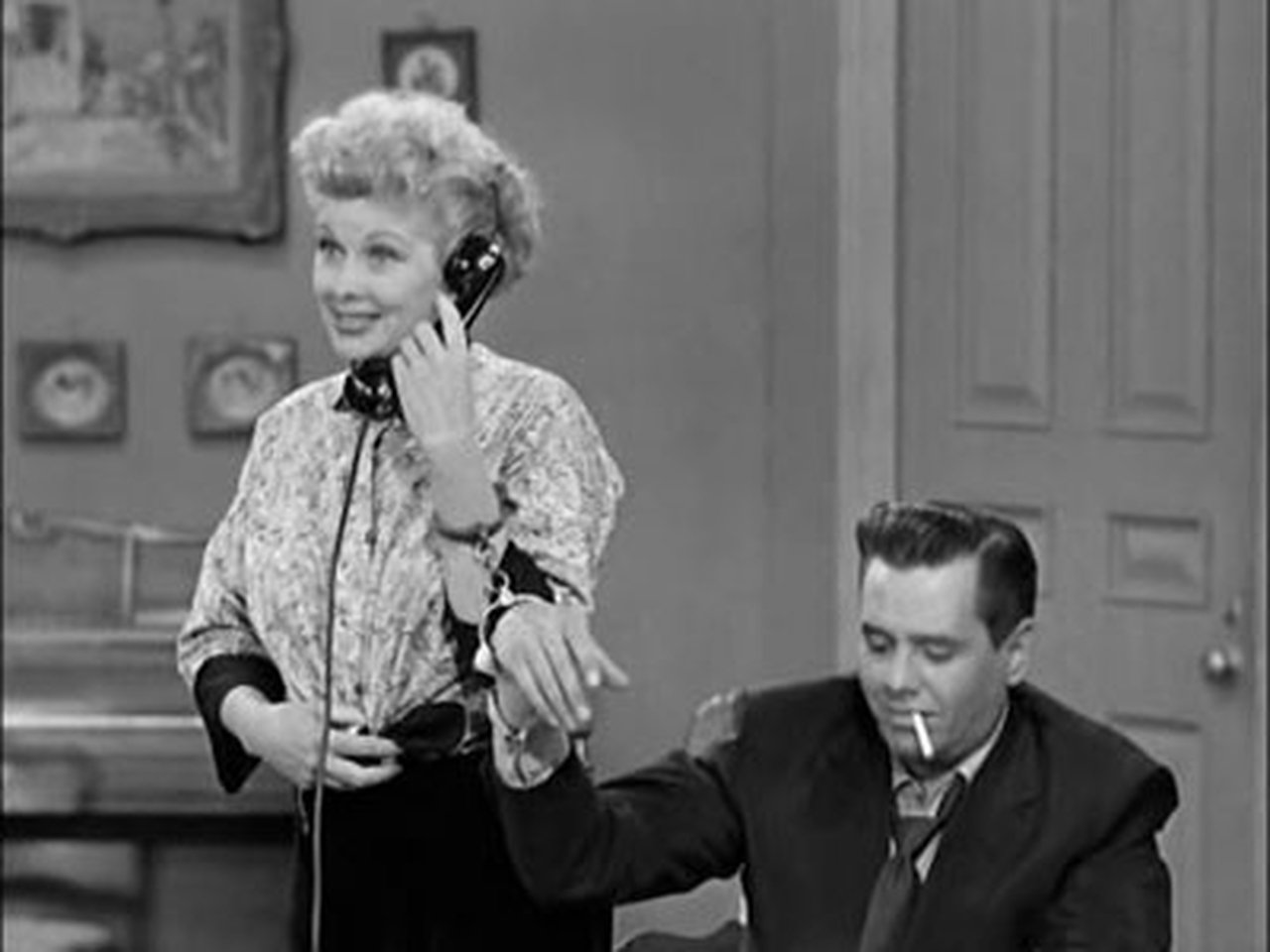 I Love Lucy - Season 2 Episode 4 : The Handcuffs
