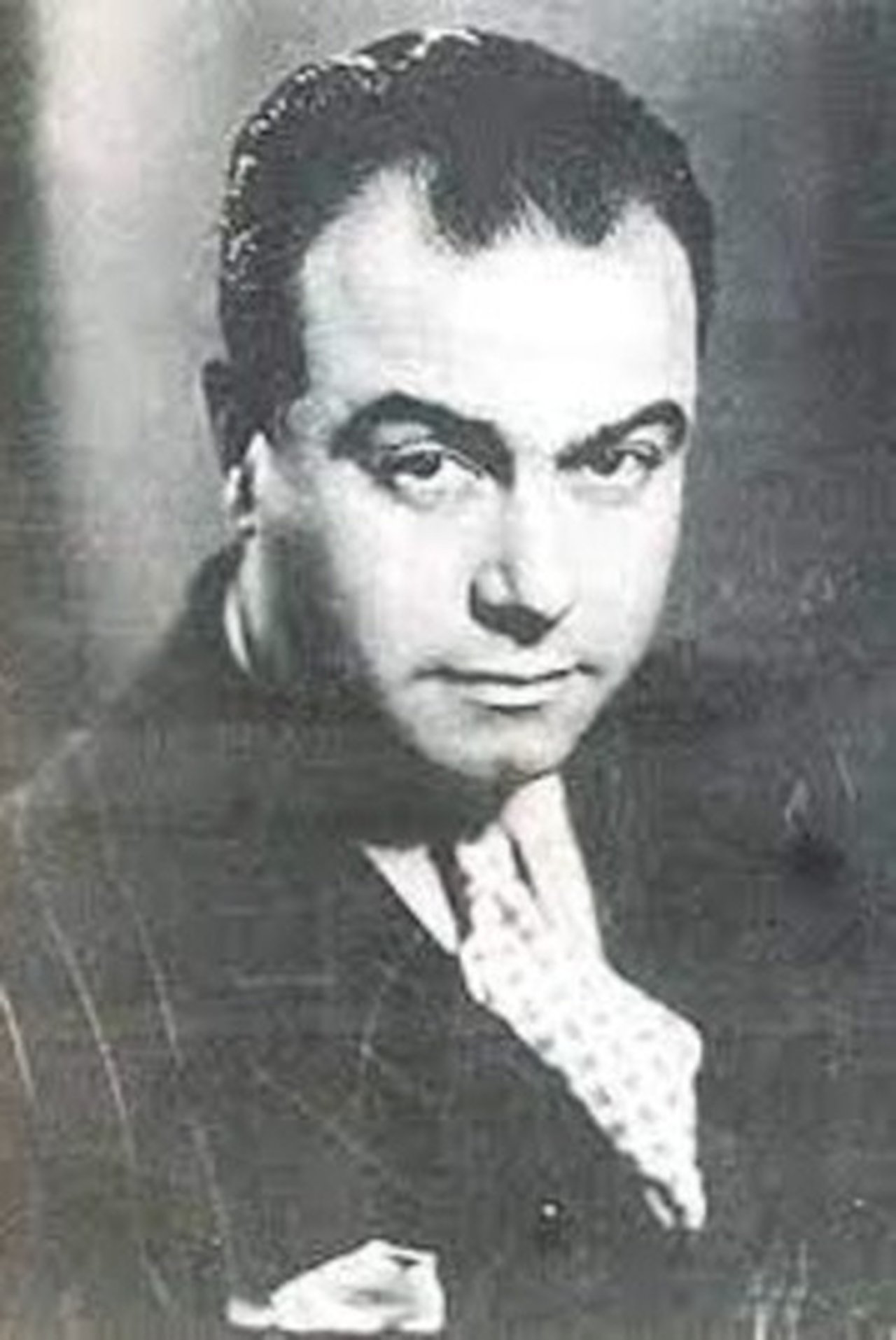 توجو مزراحي - مخرج