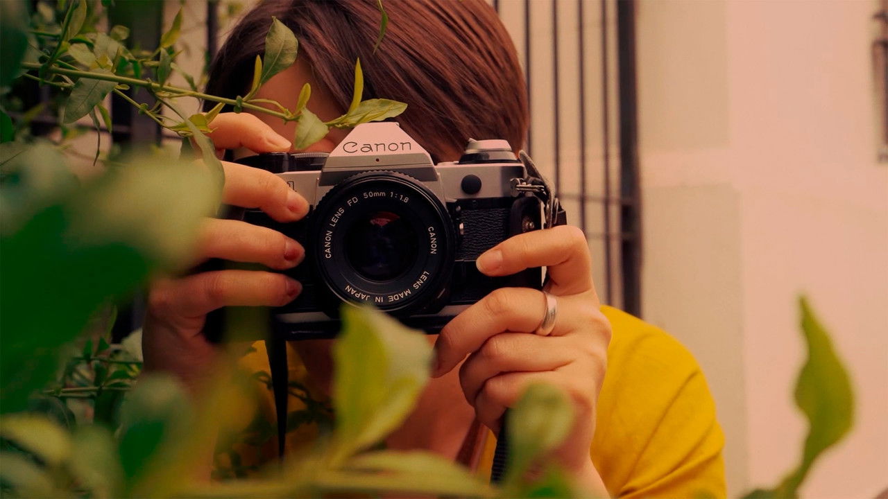 Detrás de los Objetos backdrop