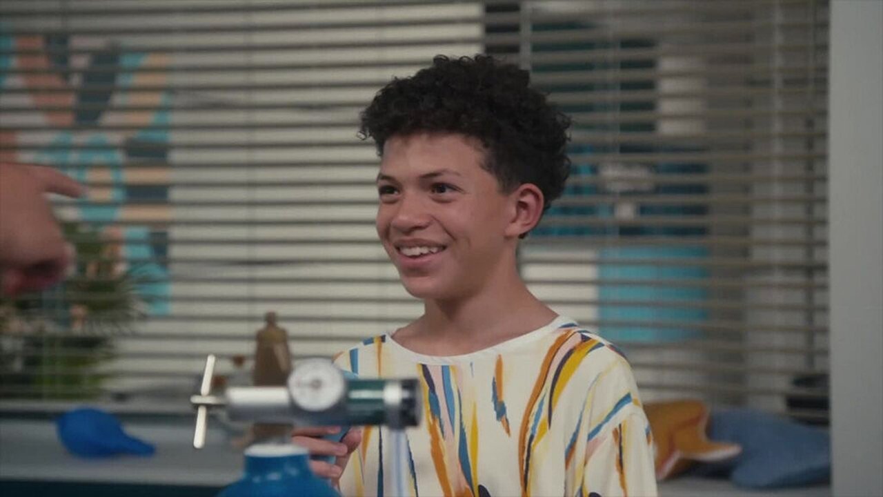 Shortland Street - Season 34 Episode 2 : Baby Steps: Part II