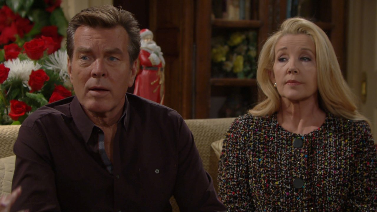 The Young and the Restless - Season 45 Episode 66 : Episode 11319 - December 05, 2017