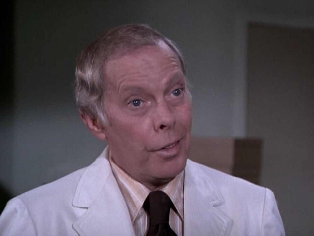 Adam-12 - Season 6 Episode 24 : Clinic on 18th Street