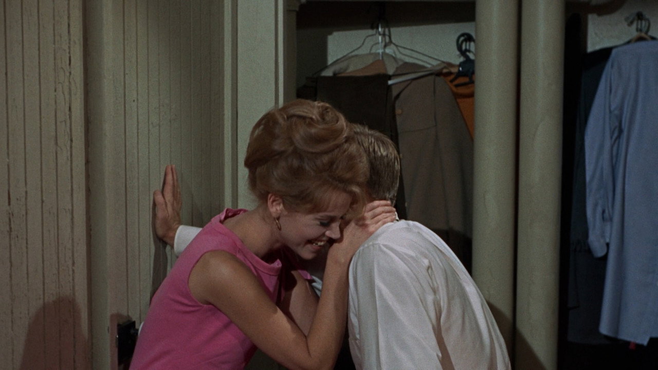 Barefoot in the Park background 20