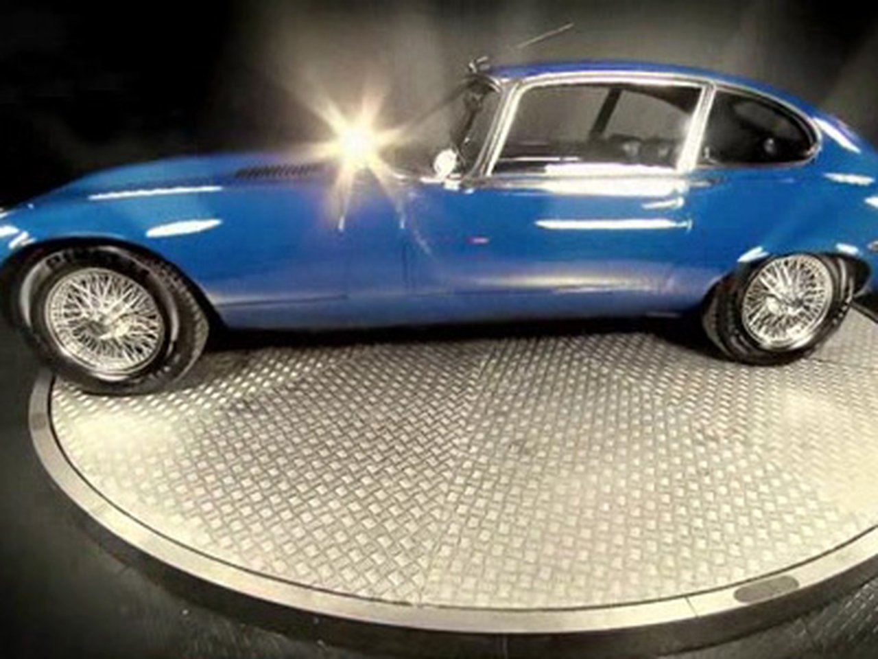 Wheeler Dealers - Season 8 Episode 1 : Jaguar E-Type