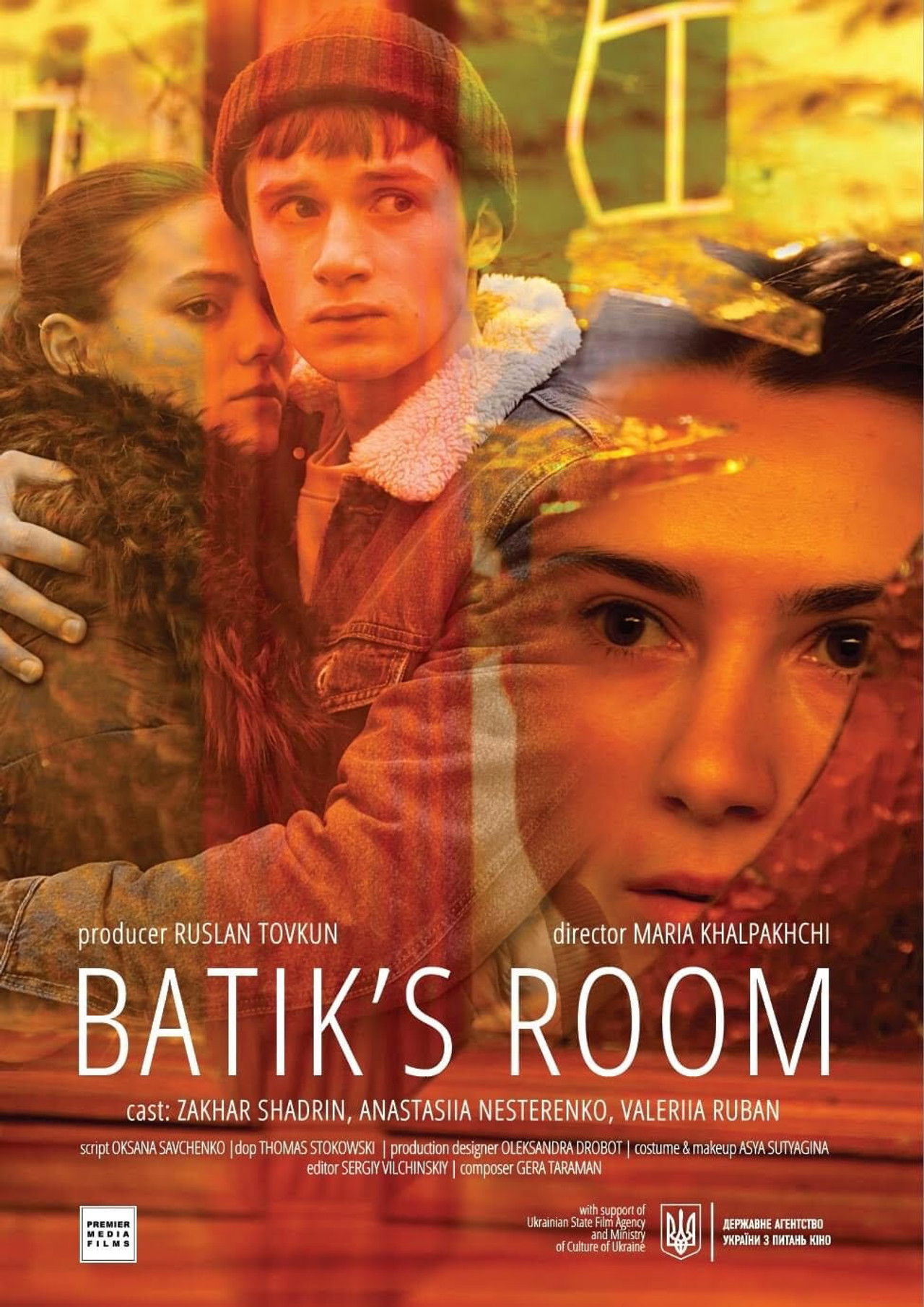 Batik's Room Backdrop