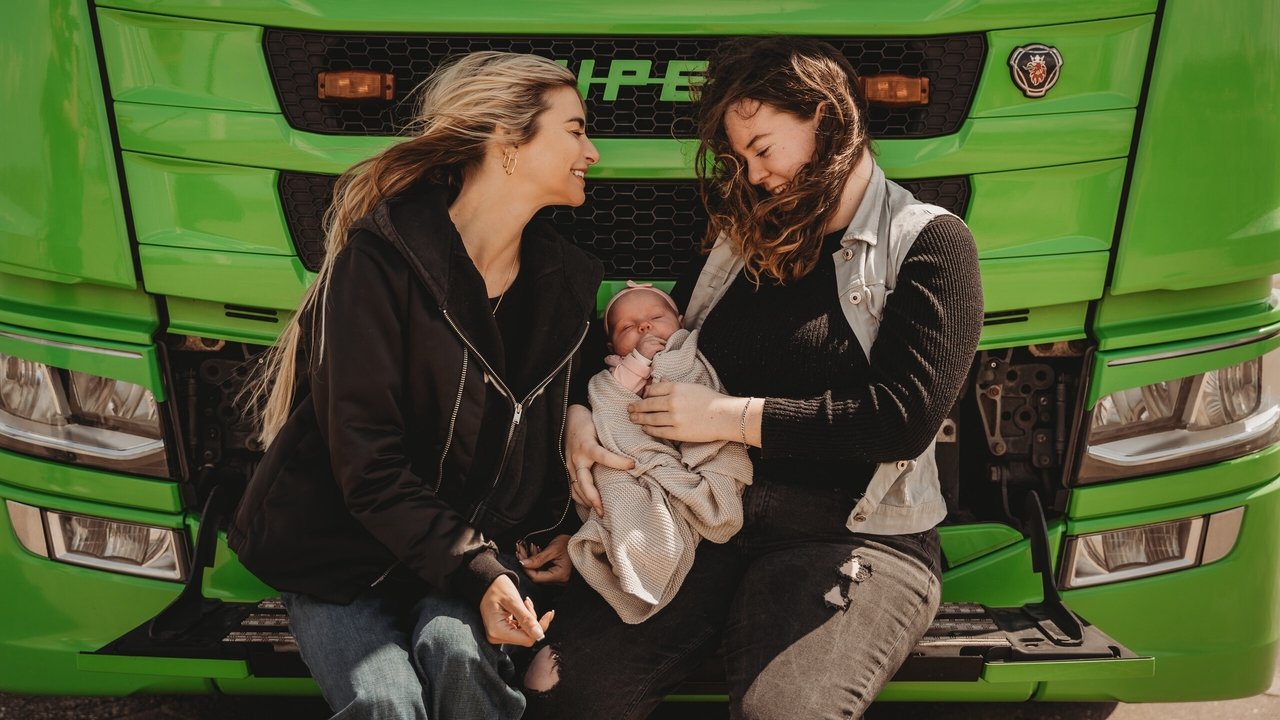 Vier handen op één buik - Season 11 Episode 1 : Larissa and Gaby Blaaser