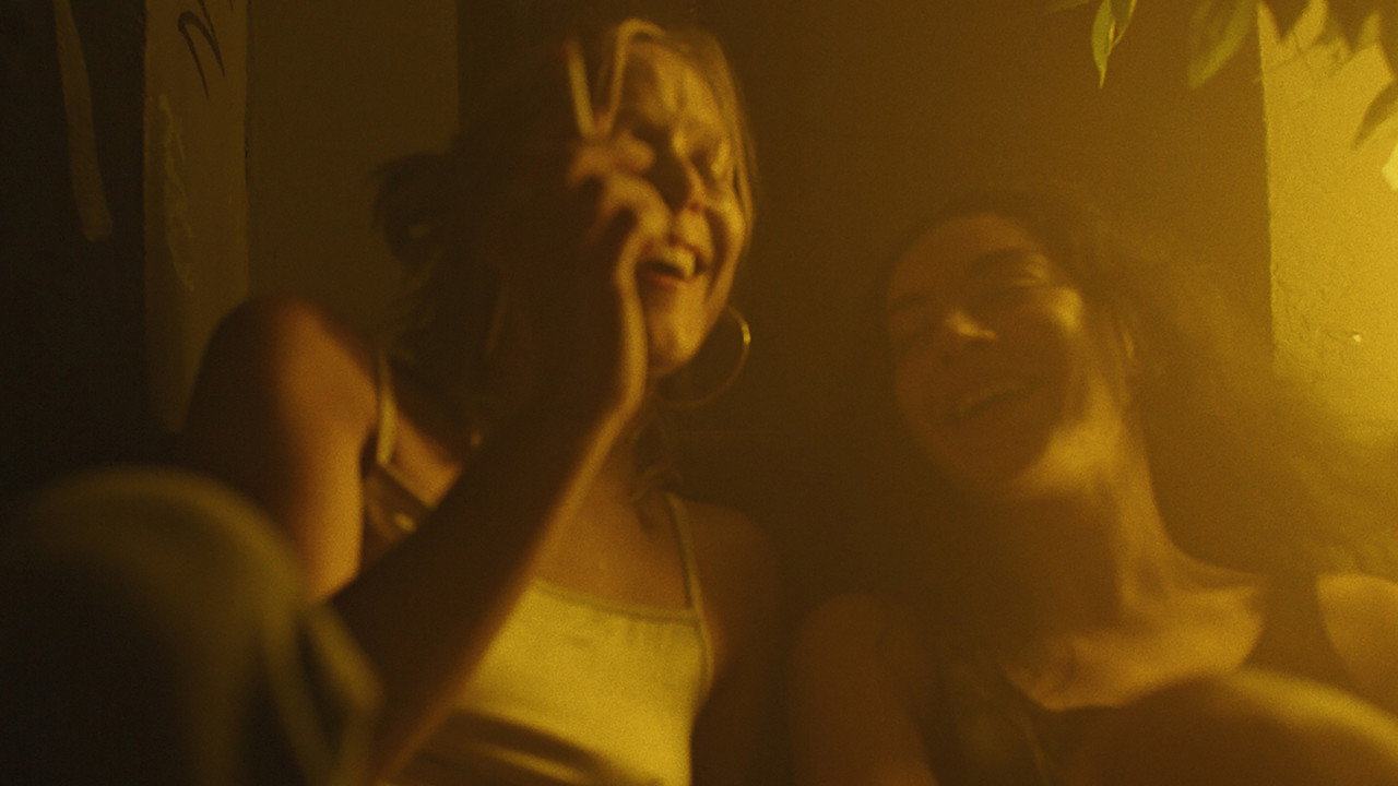 Immagine di copertina del trailer di Eruption