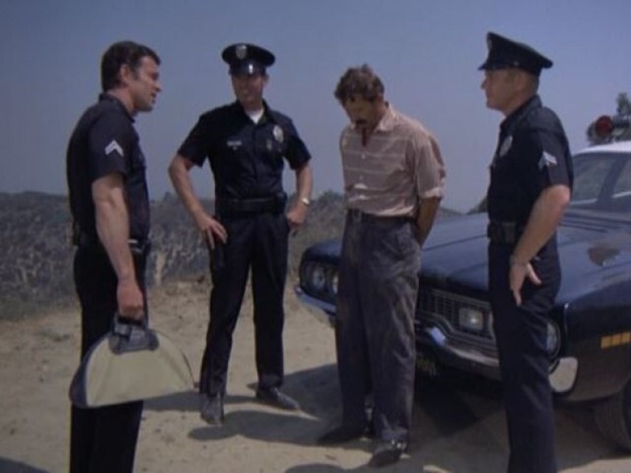 Adam-12 - Season 4 Episode 4 : The Sniper