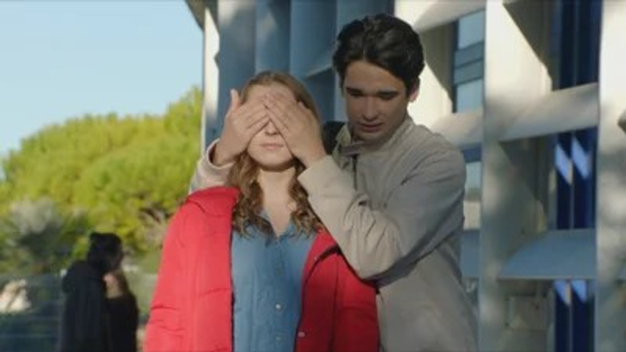 ASKIP, le collège se la raconte — Le jour de la revanche d'une brune