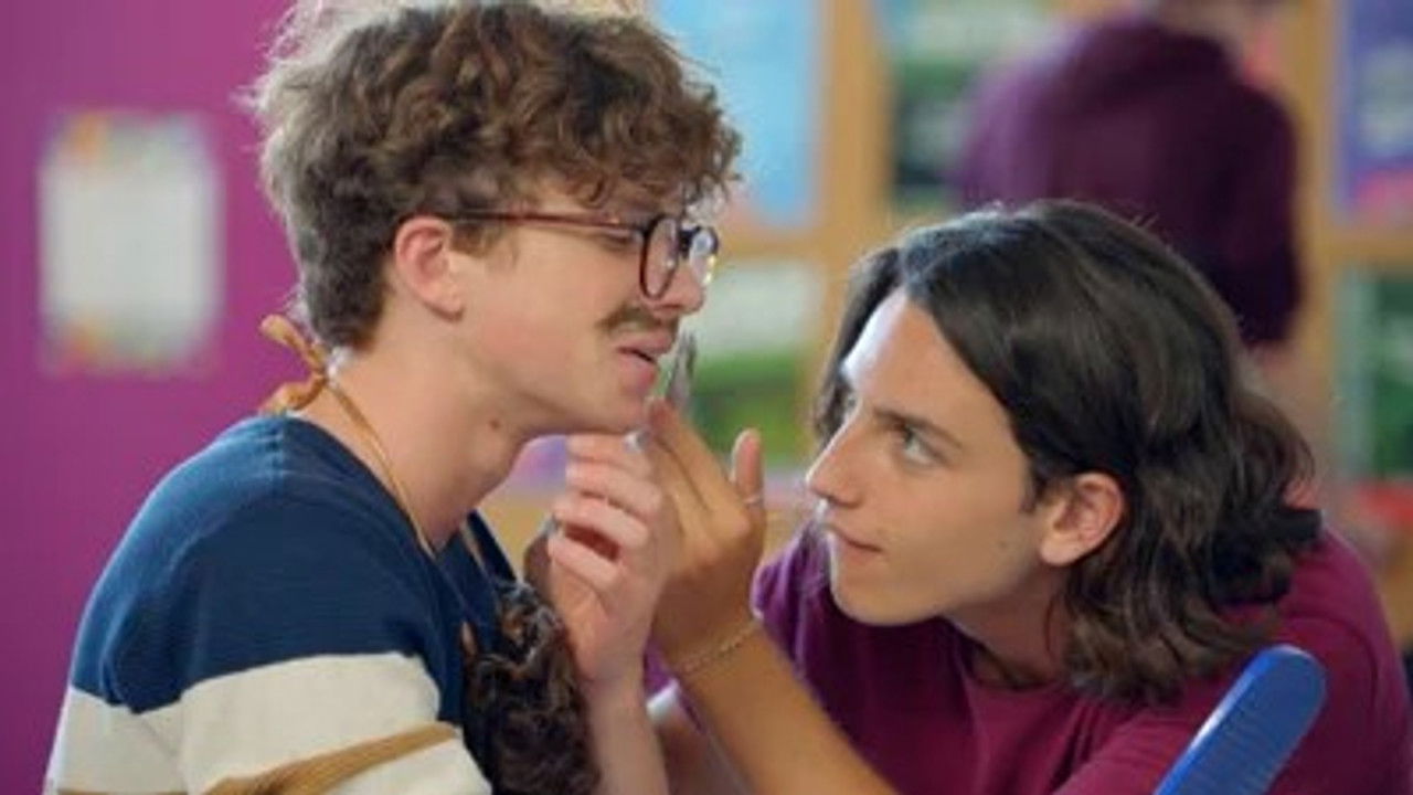 ASKIP, le collège se la raconte — Le jour de la moustache