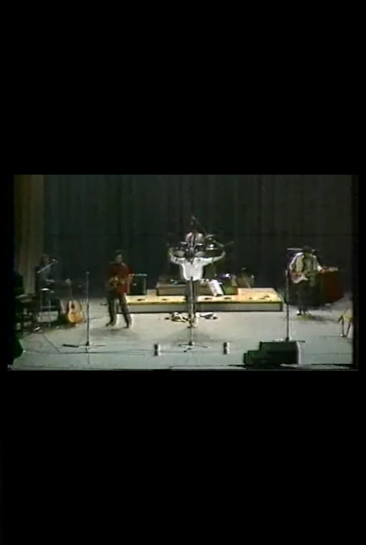 Poslednja igra leptira: Live at Dom sindikata Backdrop