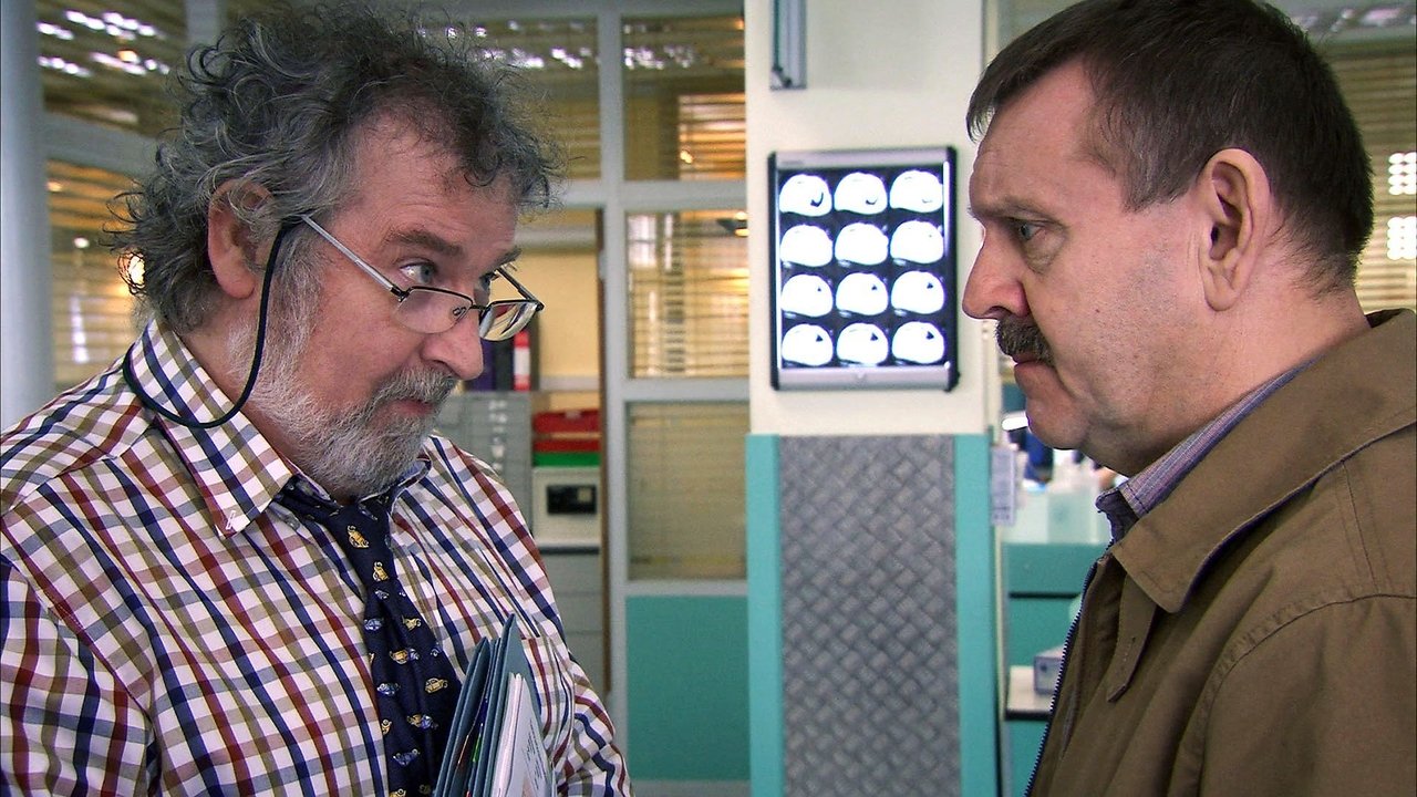 Holby City - Season 16 Episode 32 : Keeping Mum