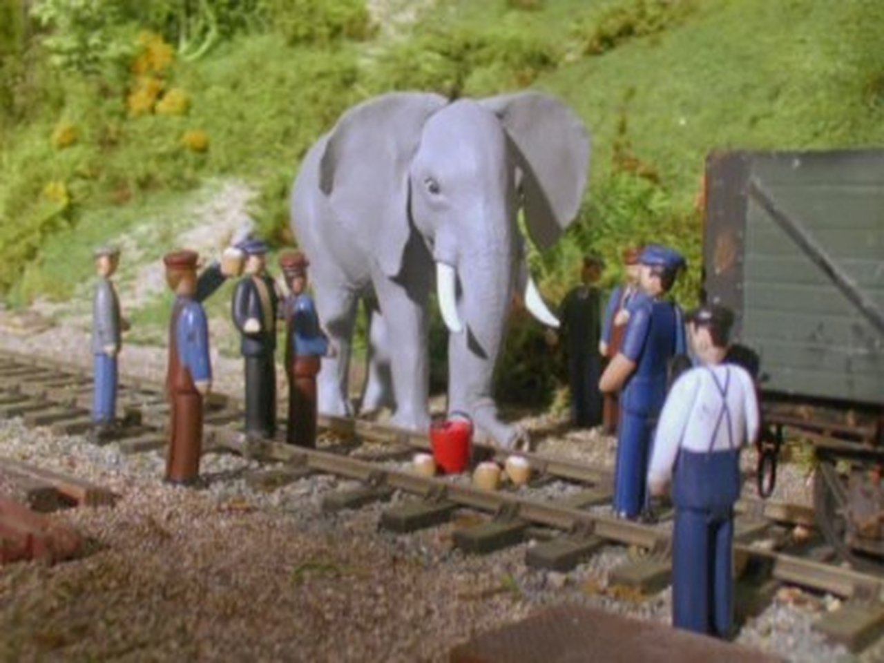 Thomas & Friends - Season 4 Episode 19 : Henry & the Elephant