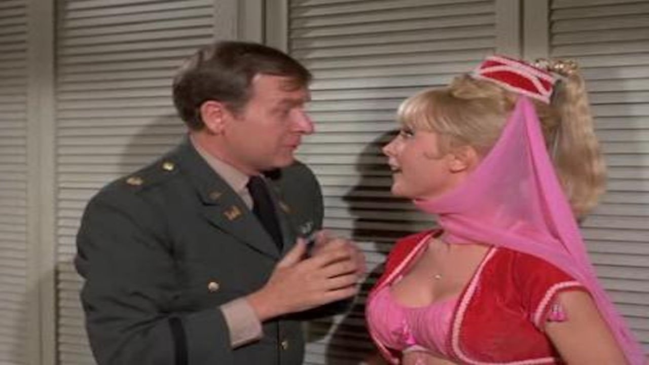 I Dream of Jeannie - Season 4 Episode 14 : The Case of My Vanishing Master (2)