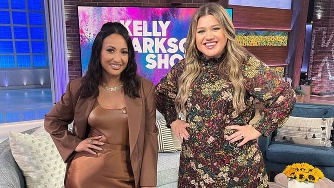 The Kelly Clarkson Show - Season 3 Episode 87 : Ike Barinholtz, Francia Raisa