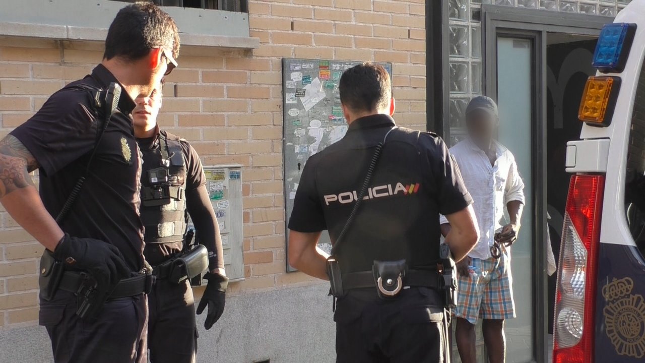 091: Alerta Policía - Season 1 Episode 13 : Episode 13