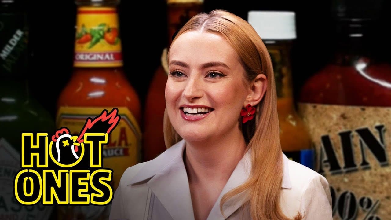Hot Ones - Season 22 Episode 8 : Amelia Dimoldenberg Goes on a Date With Spicy Wings