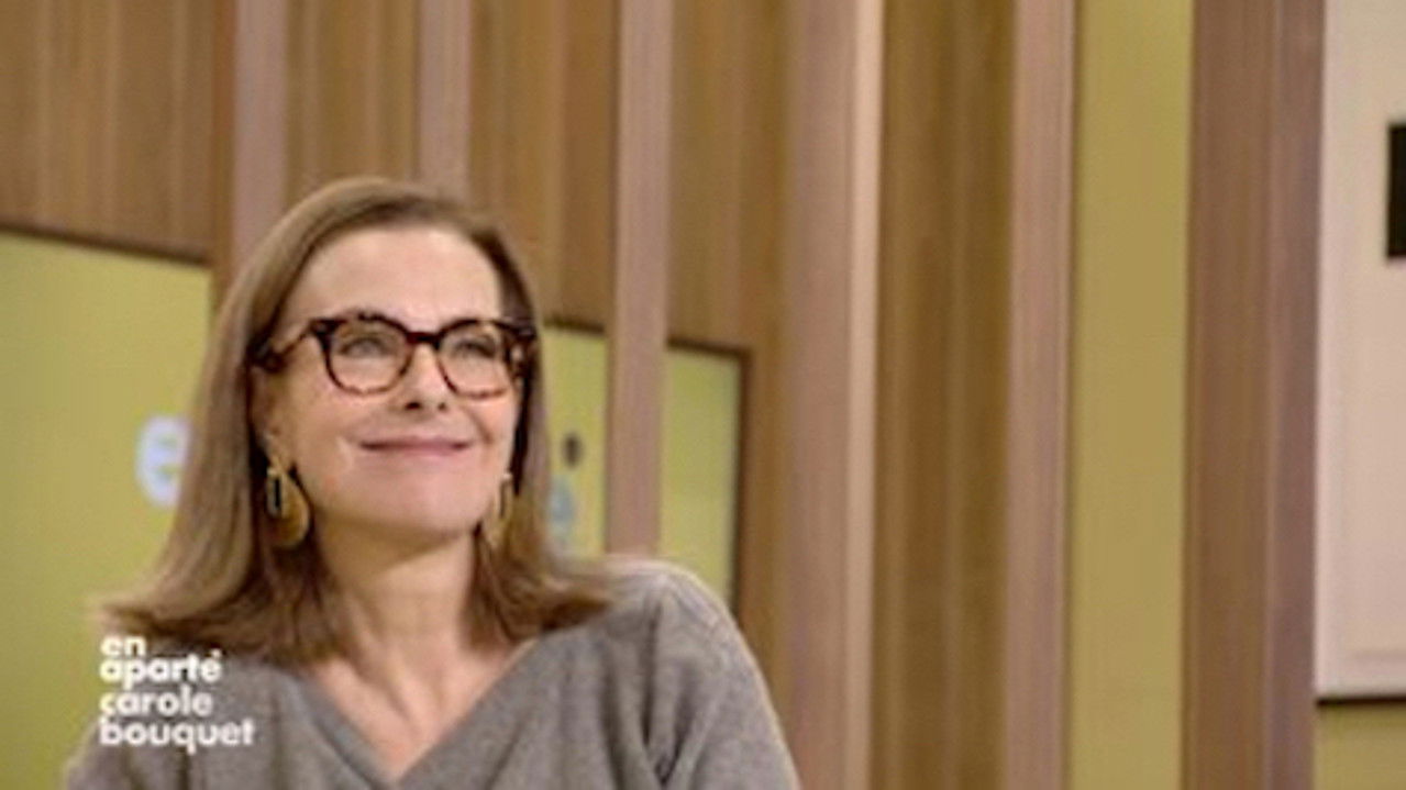 En aparté — Carole Bouquet