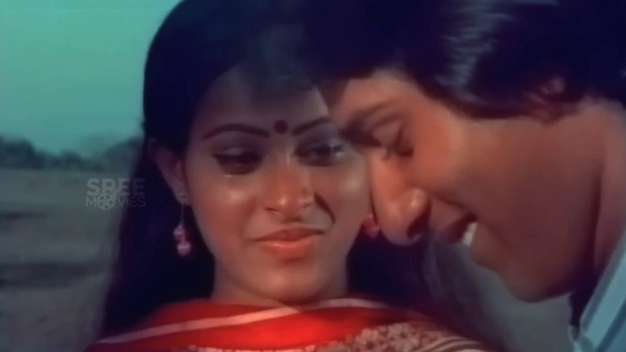 Aduthaduthu still 3